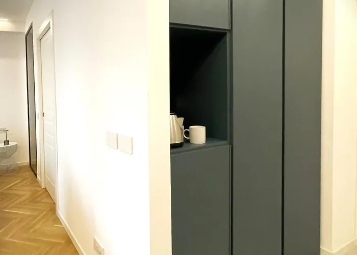 B And G San Babila- Luxury In The Heart Of - Design District Πανσιόν