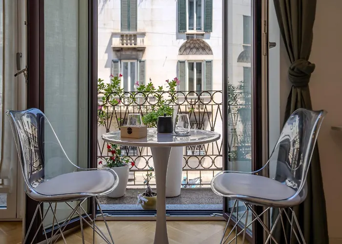 B And G San Babila- Luxury In The Heart Of - Design District Πανσιόν