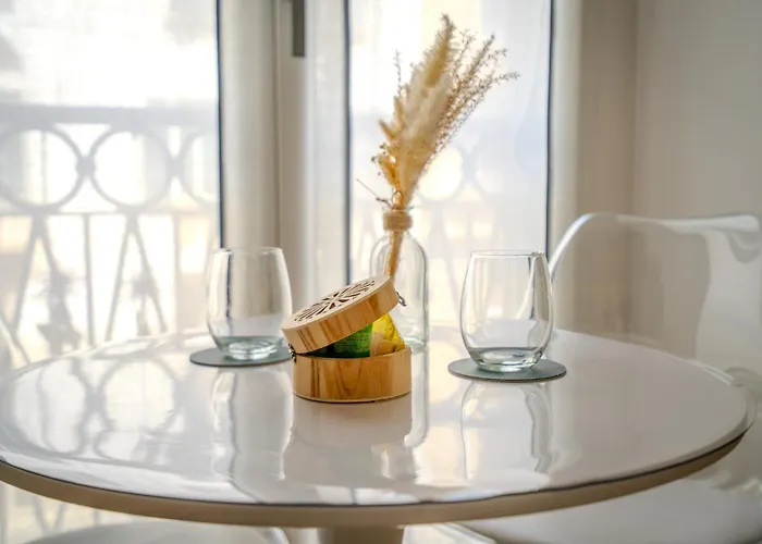 Πανσιόν B And G San Babila- Luxury In The Heart Of - Design District Μιλάνο