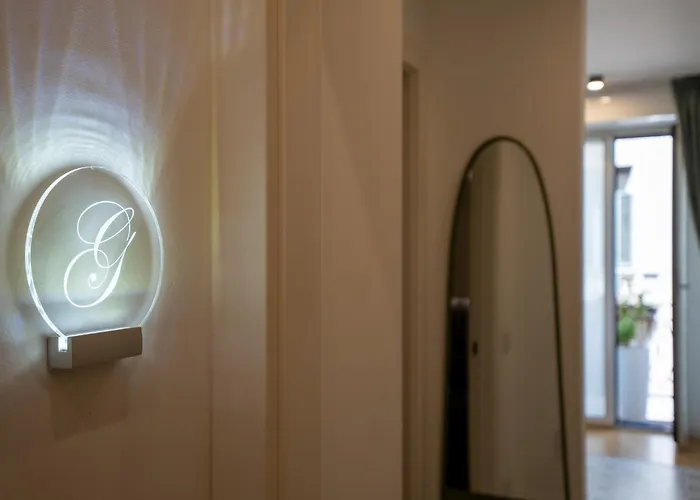 B And G San Babila- Luxury In The Heart Of - Design District Μιλάνο