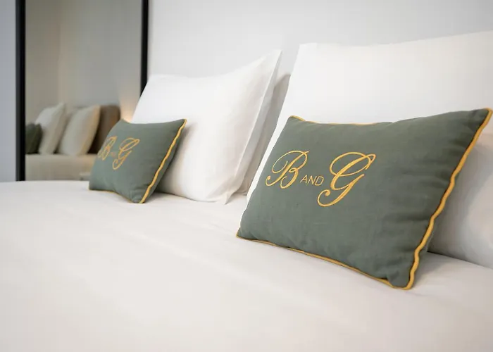 B And G San Babila- Luxury In The Heart Of - Design District Πανσιόν Μιλάνο