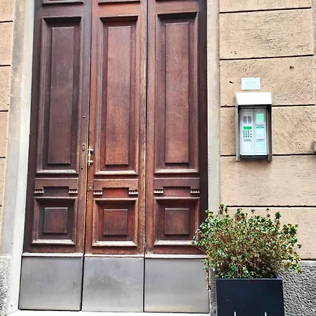 B And G San Babila- Luxury In The Heart Of - Design District Konukevi Milano