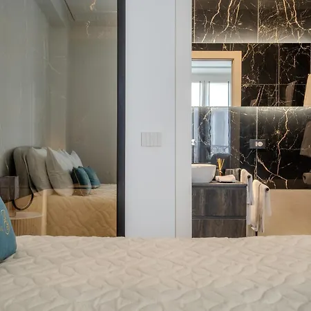 Konukevi B And G San Babila- Luxury In The Heart Of - Design District Milano